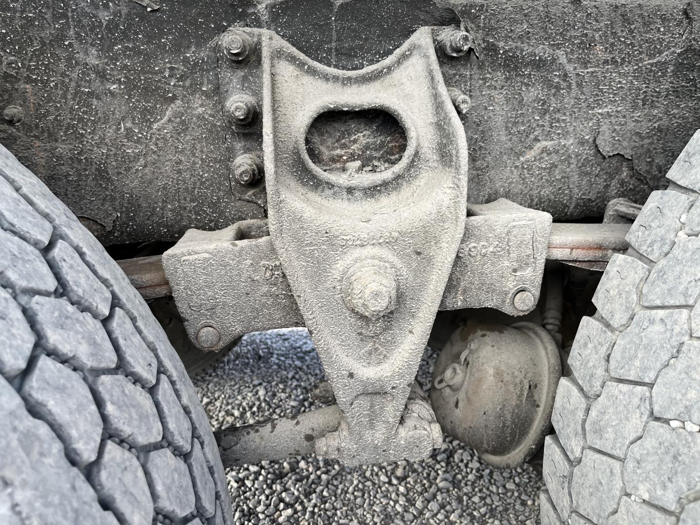 ./imagenes/INVOICE/2019/17415/CAMION INTERNATIONAL 4400 6X4 CON GRUA ARTICULADA COPMA 2000  (12).JPG